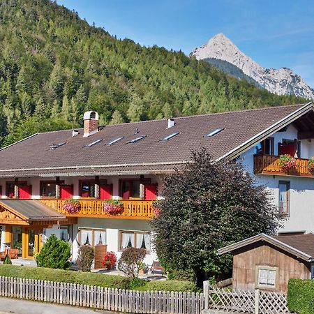 Hotel Franziska Mittenwald Exterior photo