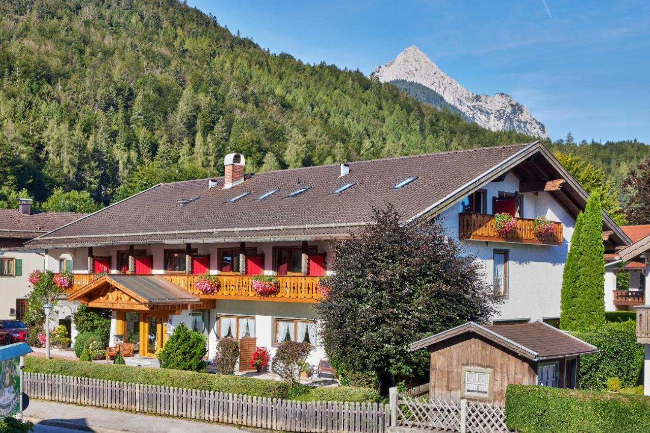 Hotel Franziska Mittenwald Exterior photo