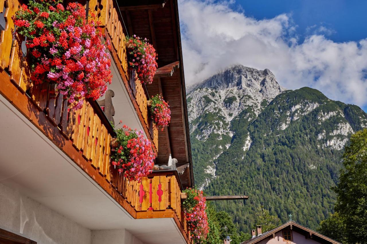 Hotel Franziska Mittenwald Exterior photo