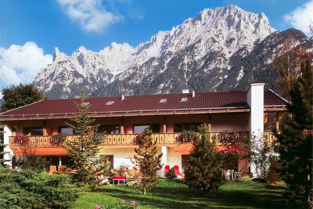 Hotel Franziska Mittenwald Exterior photo